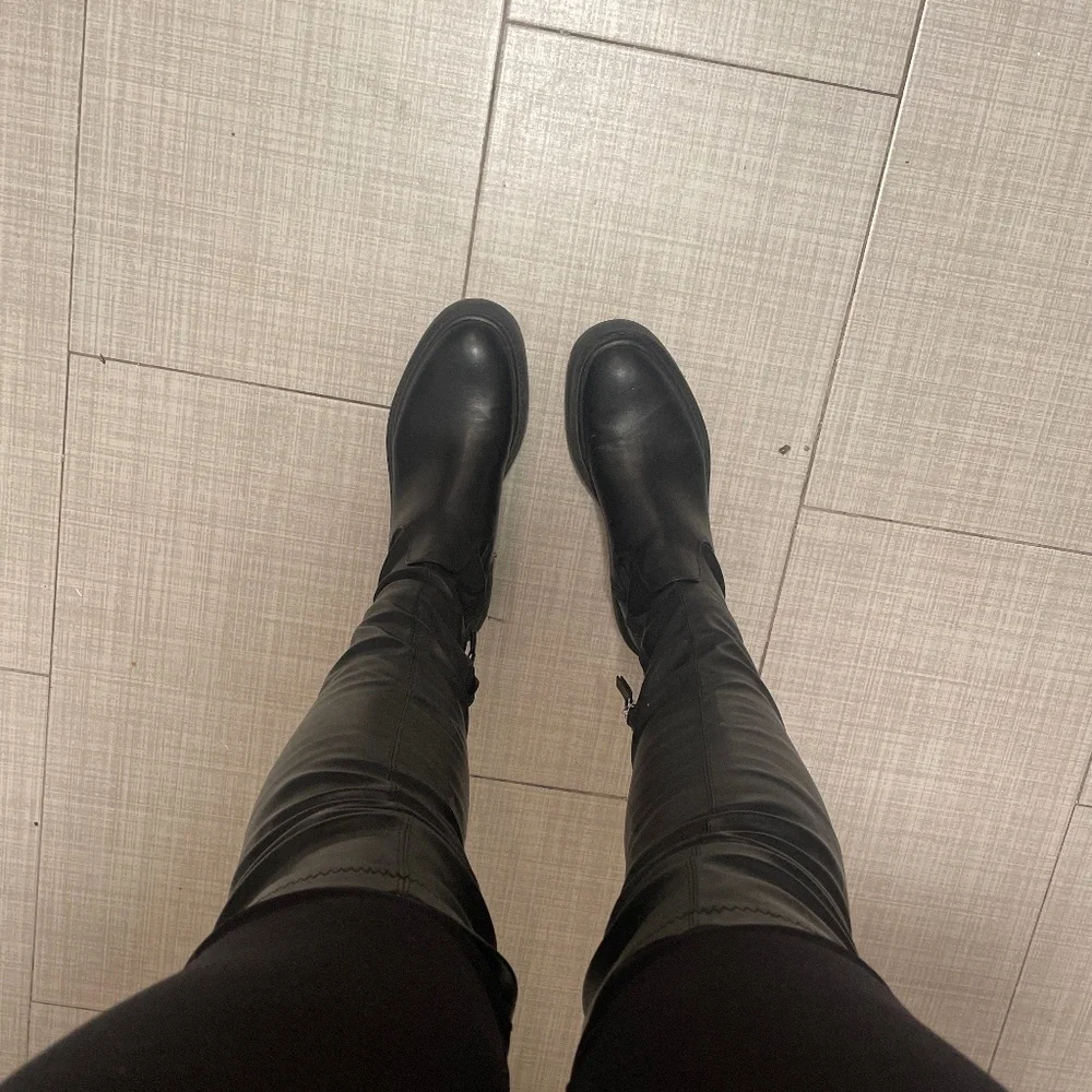 Black thigh high boots size 37 - Picture 1 of 4